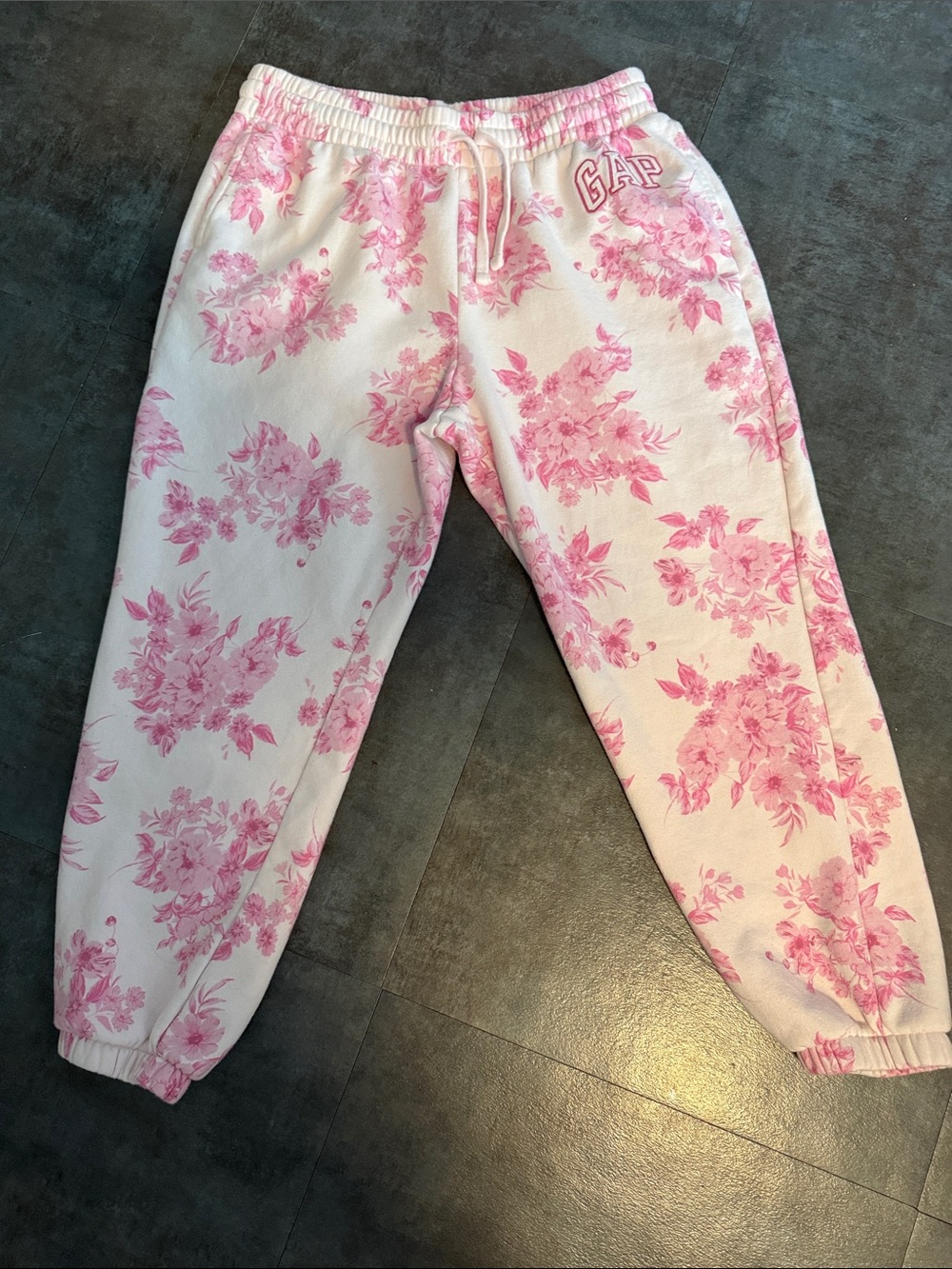 Gap floral sweatpants